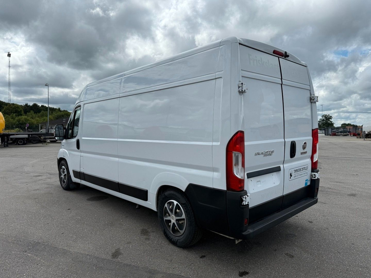 Fiat Ducato 2.3 MJT 150 Waeco Frigo (Engine Damage) - Furgonas šaldytuvas: foto 4 Fiat Ducato 2.3 MJT 150 Waeco Frigo (Engine Damage) - Furgonas šaldytuvas: foto 4