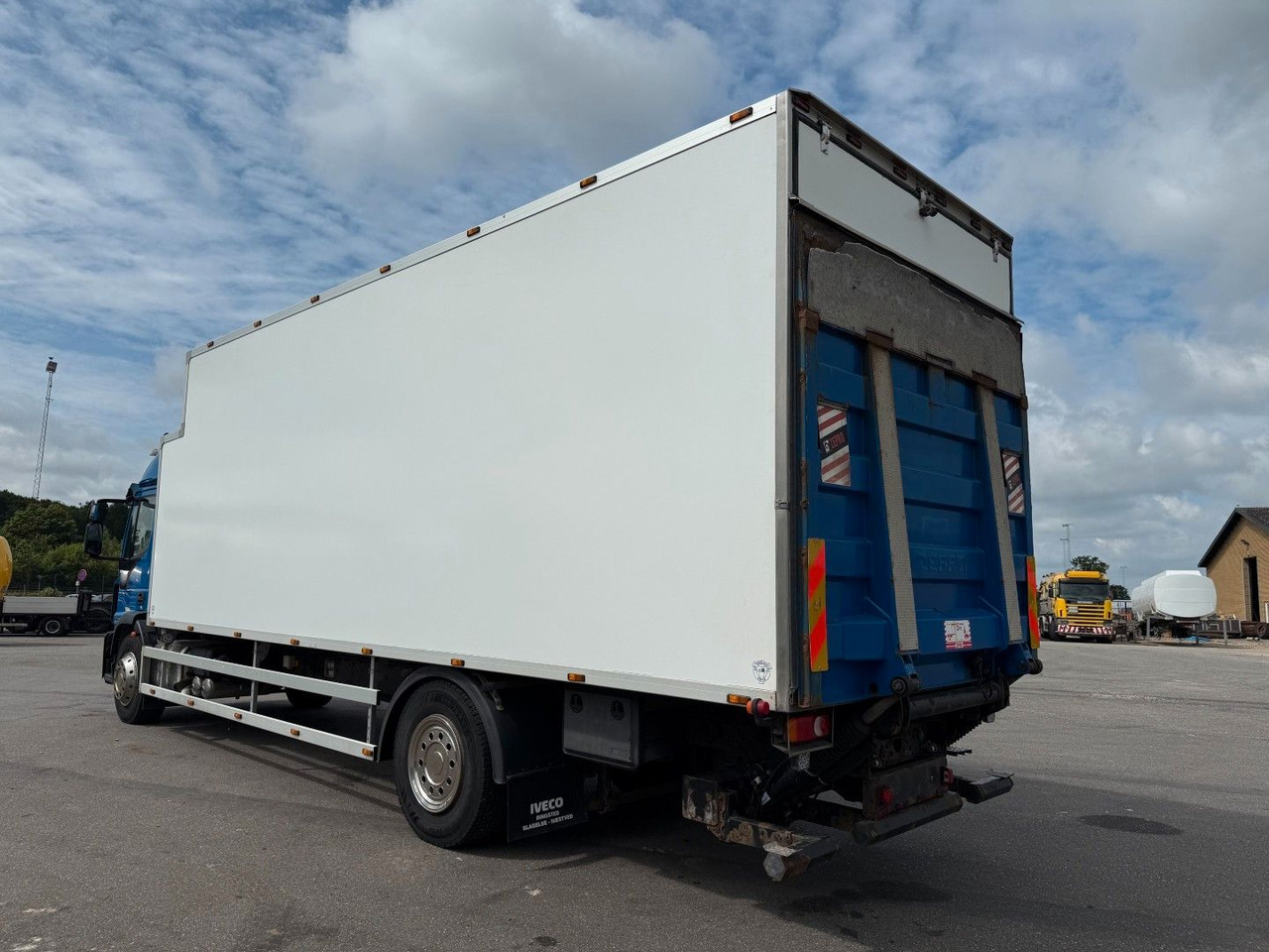 Iveco EuroCargo 180 E28 4x2 Thermo King T-1000R - Refrižeratorius sunkvežimis: foto 4 Iveco EuroCargo 180 E28 4x2 Thermo King T-1000R - Refrižeratorius sunkvežimis: foto 4