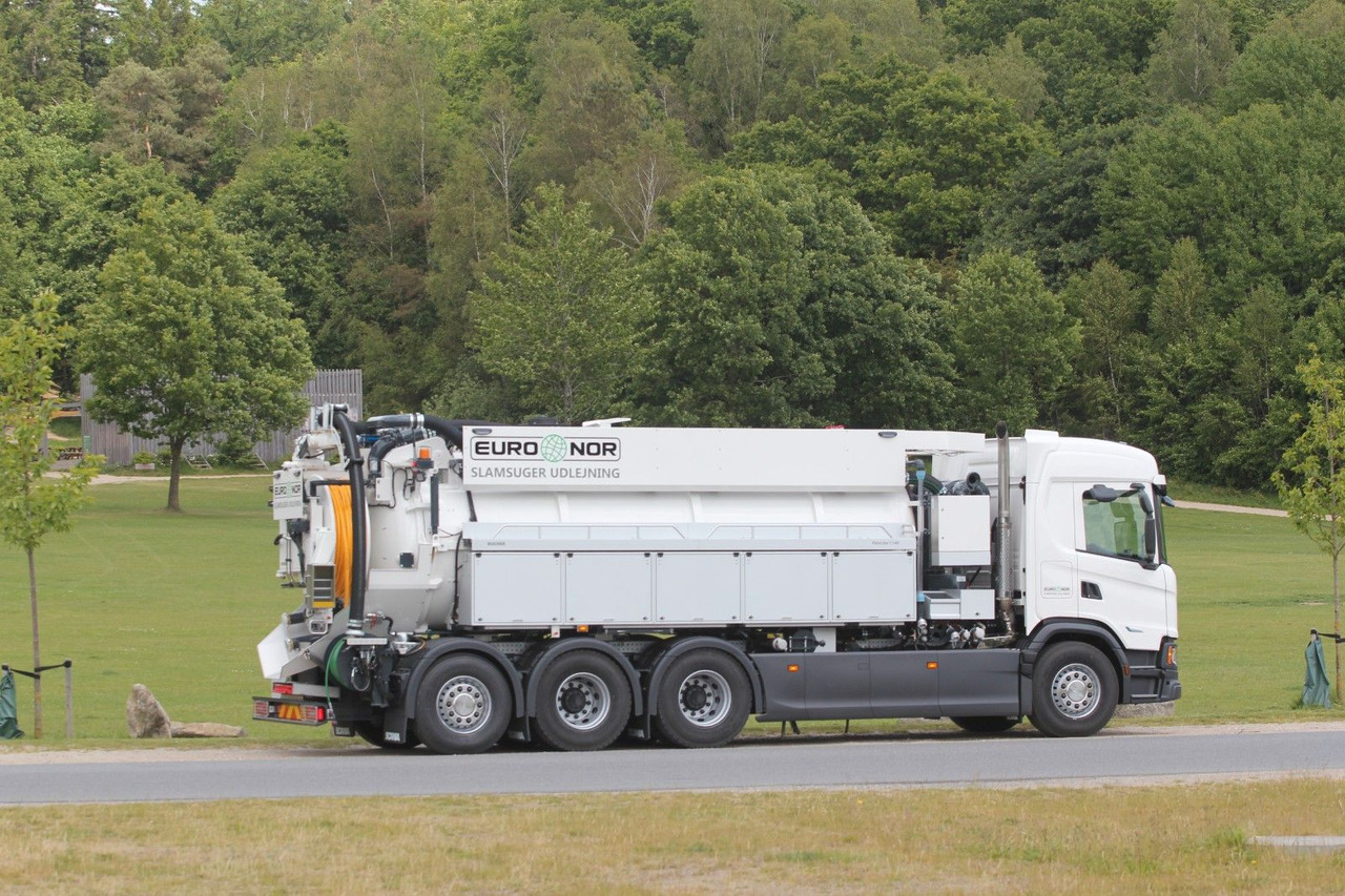 Scania G460 B8x4*4NBMN Bucher FlexLine CM140 - Asenizatorius: foto 3 Scania G460 B8x4*4NBMN Bucher FlexLine CM140 - Asenizatorius: foto 3