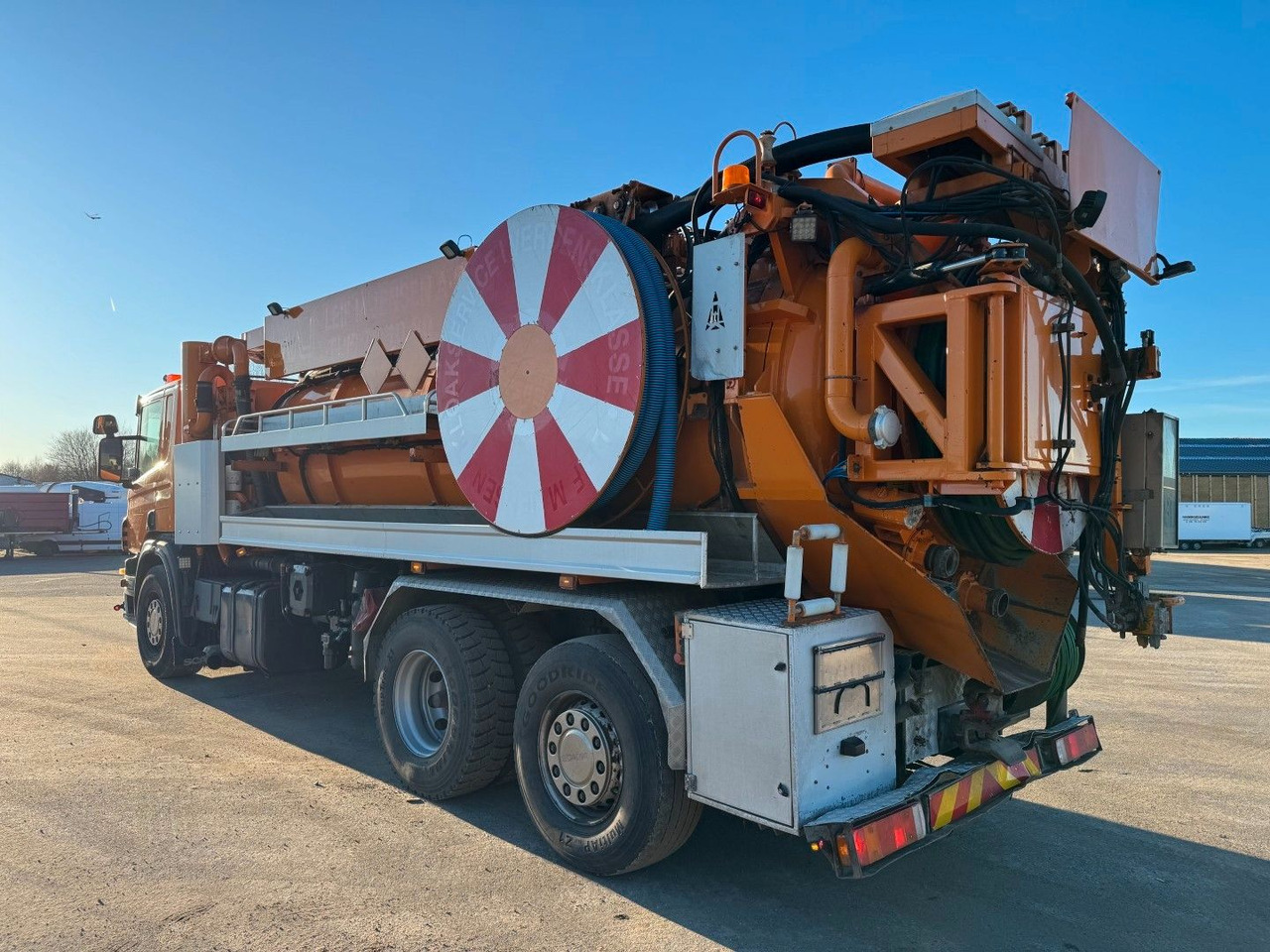 Scania P400 6x2*4 Hvidtved Larsen Flexline 310 - Asenizatorius: foto 4 Scania P400 6x2*4 Hvidtved Larsen Flexline 310 - Asenizatorius: foto 4