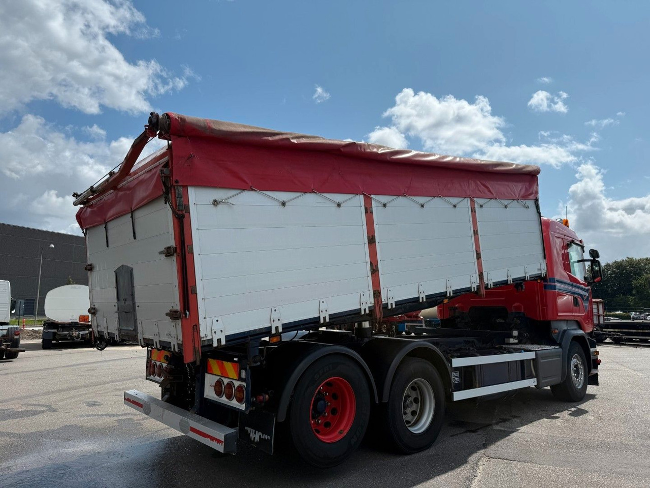 Scania R580 V8 6x2 Highline Euro 6 / Tipper / Kipper - Savivartis sunkvežimis: foto 3 Scania R580 V8 6x2 Highline Euro 6 / Tipper / Kipper - Savivartis sunkvežimis: foto 3