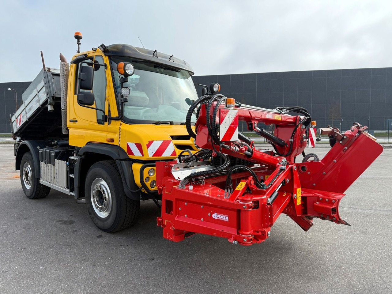 Unimog U427 4x4 Tipper / Kipper / Dücker Fräse BRS 15 - Savivartis sunkvežimis: foto 3 Unimog U427 4x4 Tipper / Kipper / Dücker Fräse BRS 15 - Savivartis sunkvežimis: foto 3