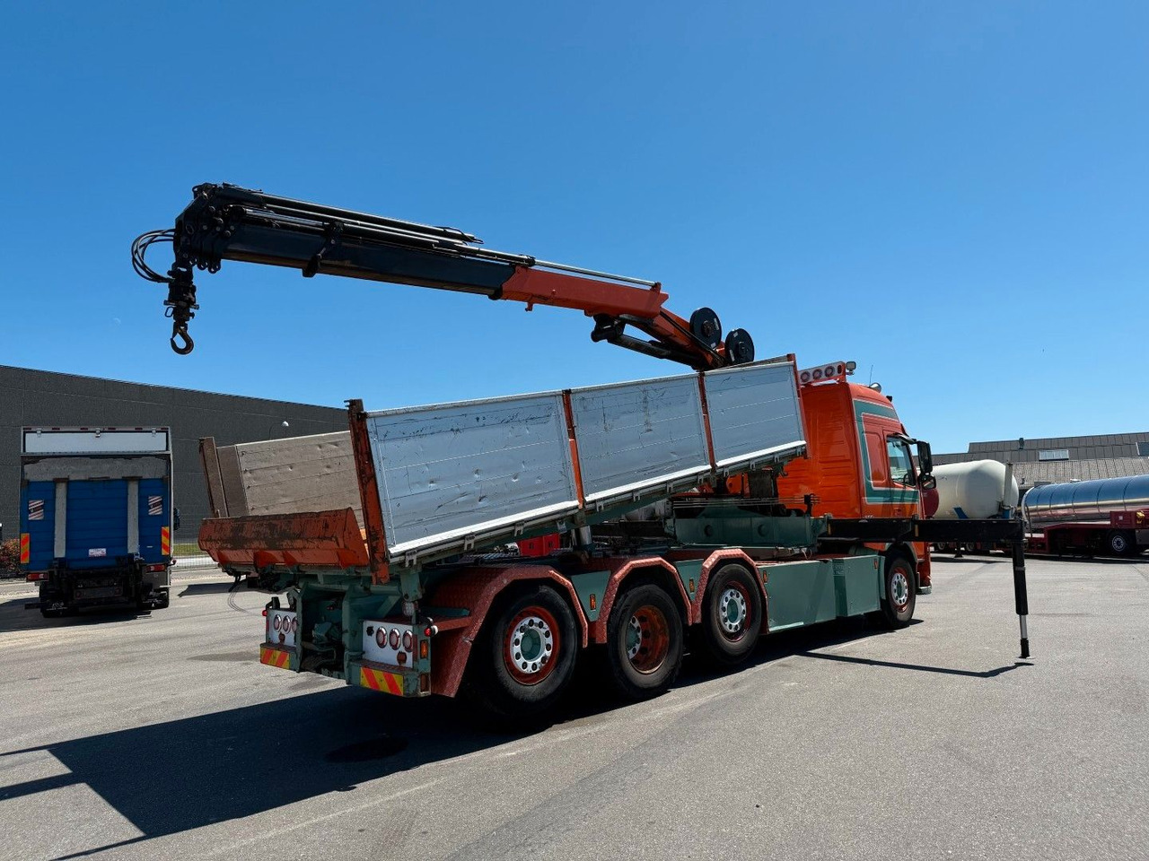 Volvo FM500 8x2*6 Crane HMF 2620 K5 Pendel Tipper - Sunkvežimis su kranu: foto 3 Volvo FM500 8x2*6 Crane HMF 2620 K5 Pendel Tipper - Sunkvežimis su kranu: foto 3