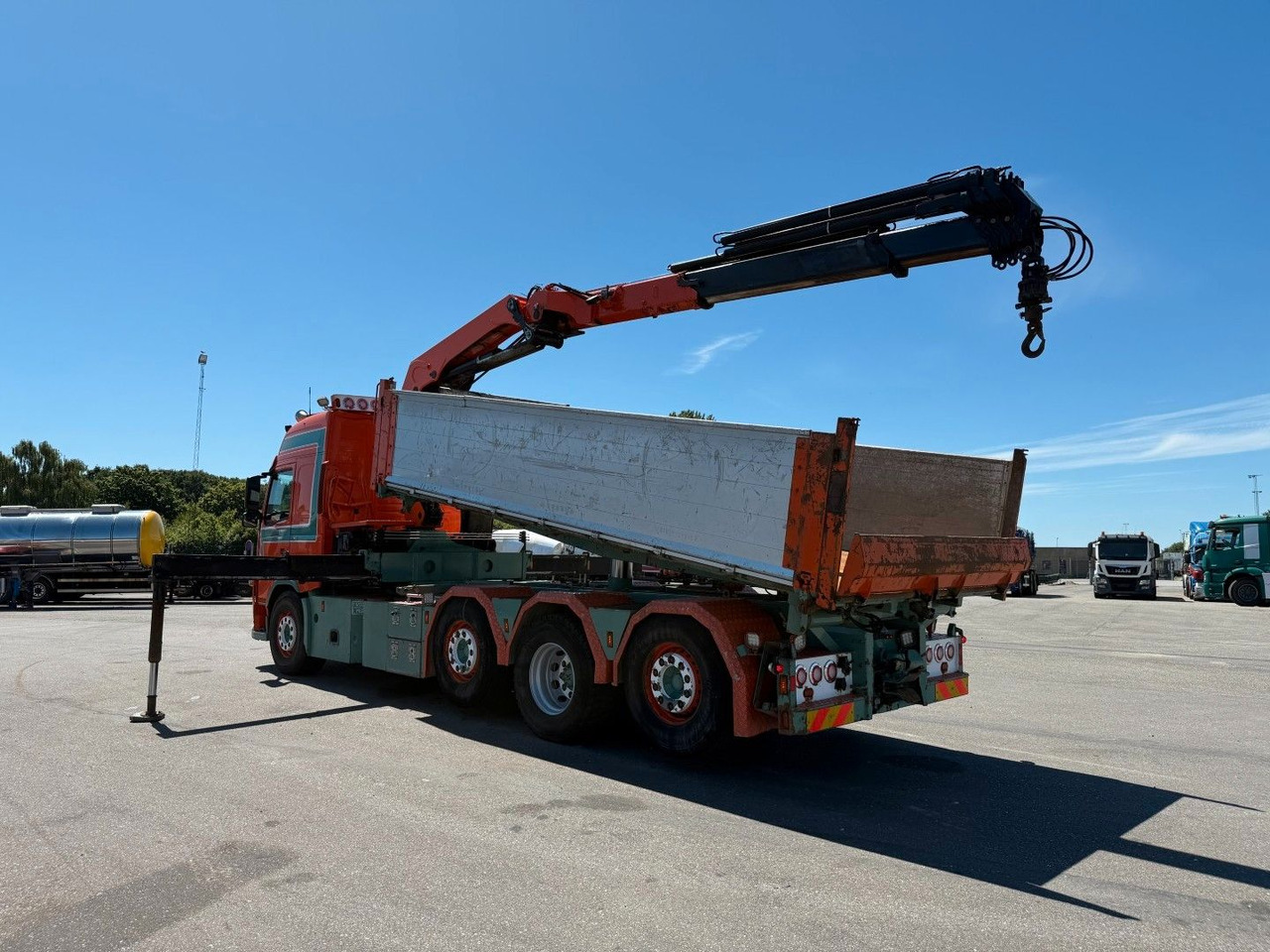 Volvo FM500 8x2*6 Crane HMF 2620 K5 Pendel Tipper - Sunkvežimis su kranu: foto 4 Volvo FM500 8x2*6 Crane HMF 2620 K5 Pendel Tipper - Sunkvežimis su kranu: foto 4