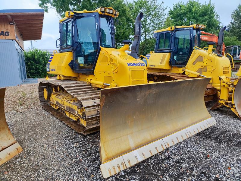 Komatsu D51PX-24 - Buldozeris: foto 3 Komatsu D51PX-24 - Buldozeris: foto 3