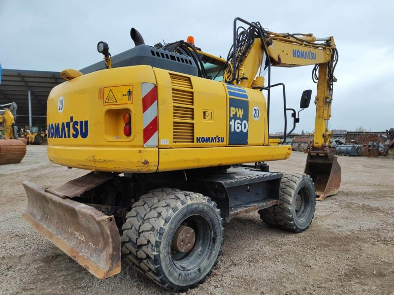 Komatsu PW160-8 - Ratinis ekskavatorius: foto 4 Komatsu PW160-8 - Ratinis ekskavatorius: foto 4
