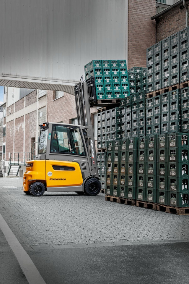 Toyota Material Handling Equipment - Krovimo technika: foto 3 Toyota Material Handling Equipment - Krovimo technika: foto 3