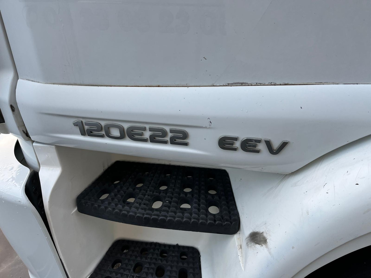 Iveco Eurocargo 120 E 22 - Tentinis sunkvežimis: foto 4 Iveco Eurocargo 120 E 22 - Tentinis sunkvežimis: foto 4