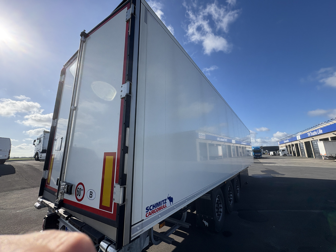 Schmitz Cargobull - Refrižeratorius puspriekabė: foto 4 Schmitz Cargobull - Refrižeratorius puspriekabė: foto 4