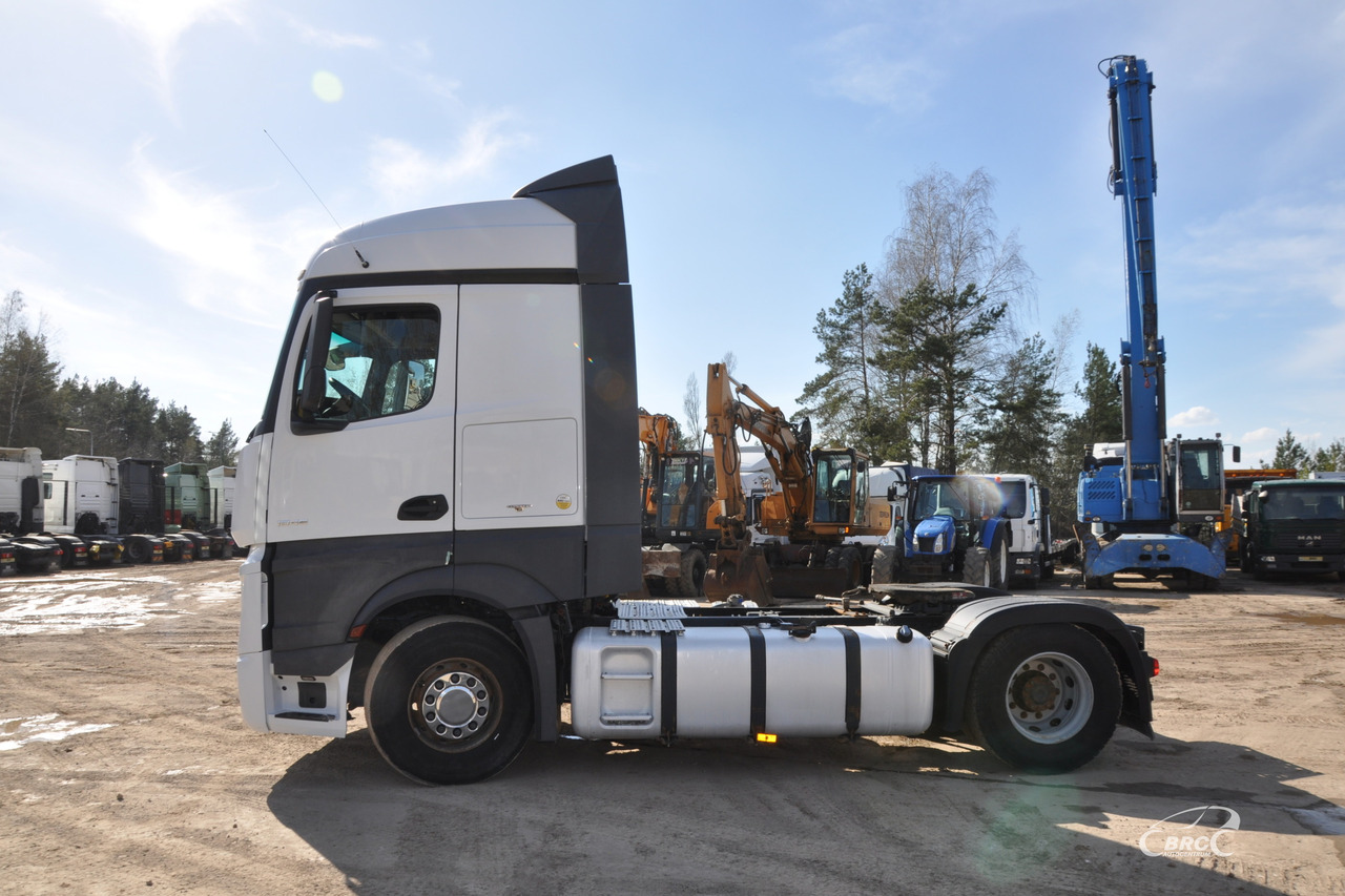 Mercedes-Benz Actros - Vilkikas: foto 3 Mercedes-Benz Actros - Vilkikas: foto 3