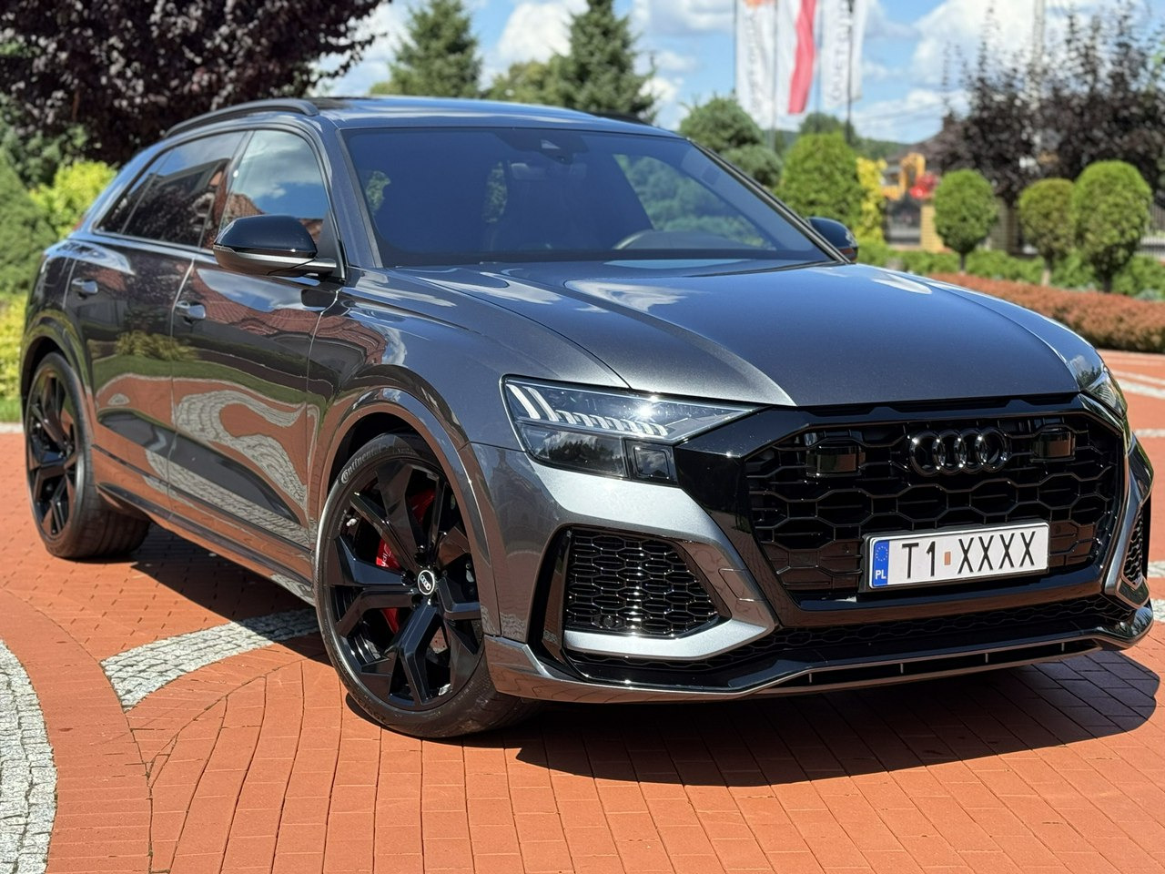 Audi RS Q8 - Visureigis: foto 3 Audi RS Q8 - Visureigis: foto 3