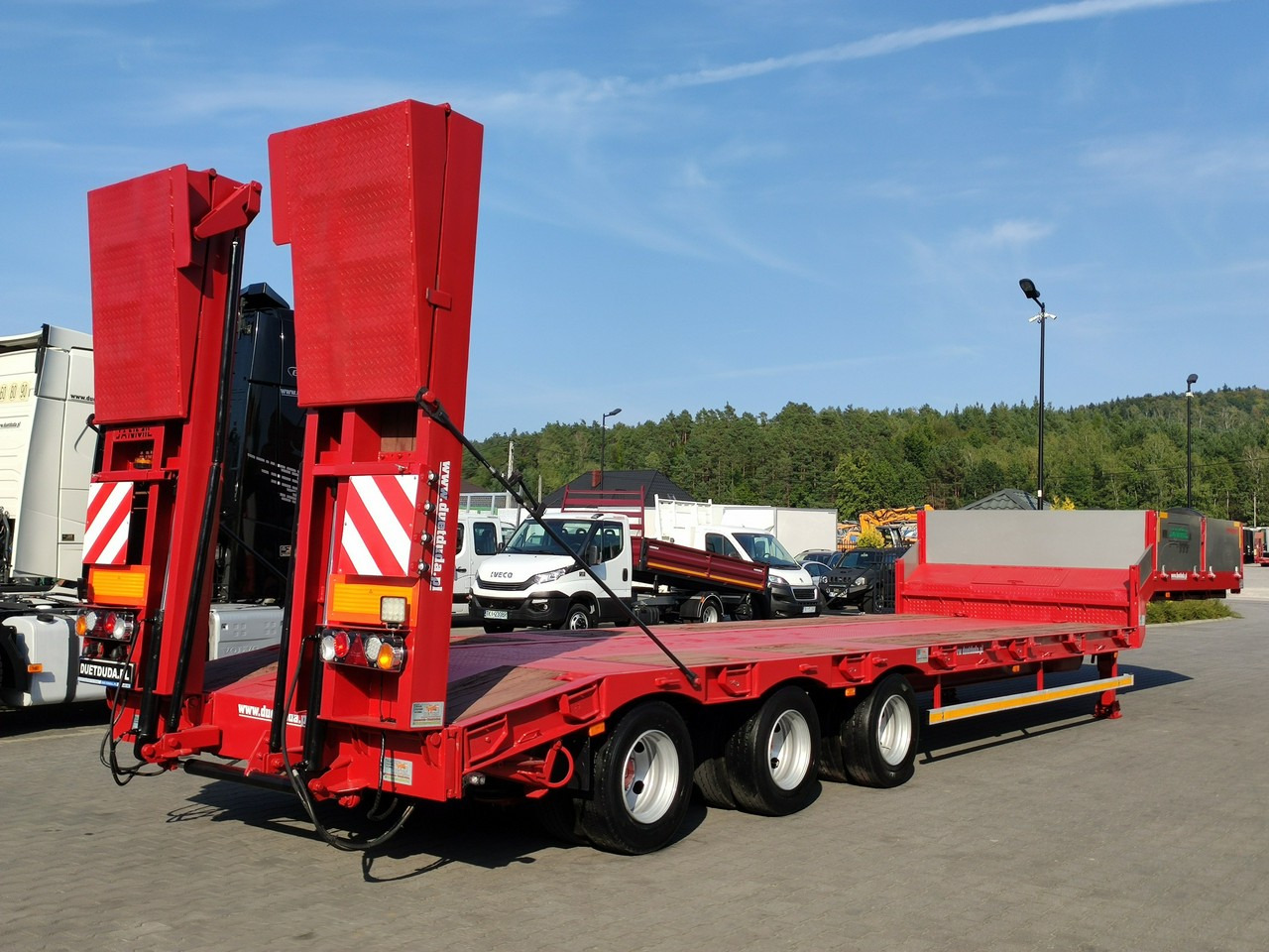 Bodex JANMIL Burtówka Laweta Niskopodłogowa Podczołgówka 3-Osie - Žemo profilio platforma puspriekabė: foto 3 Bodex JANMIL Burtówka Laweta Niskopodłogowa Podczołgówka 3-Osie - Žemo profilio platforma puspriekabė: foto 3
