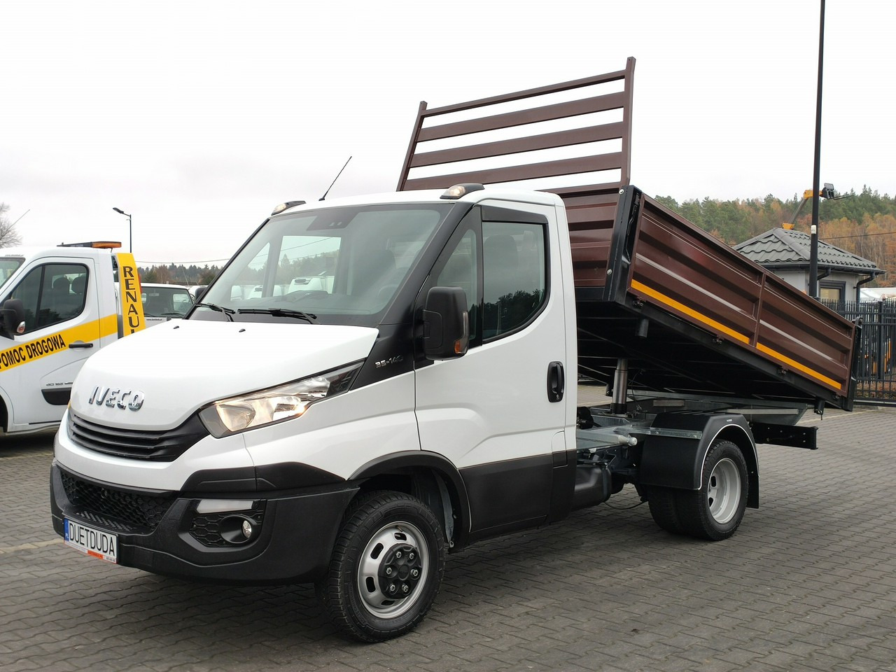 Iveco Daily 35C14 - Mažas savivartis: foto 2 Iveco Daily 35C14 - Mažas savivartis: foto 2