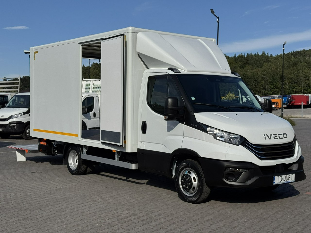 Iveco Daily 35C14 - Furgonas su krovinių dėže: foto 5 Iveco Daily 35C14 - Furgonas su krovinių dėže: foto 5