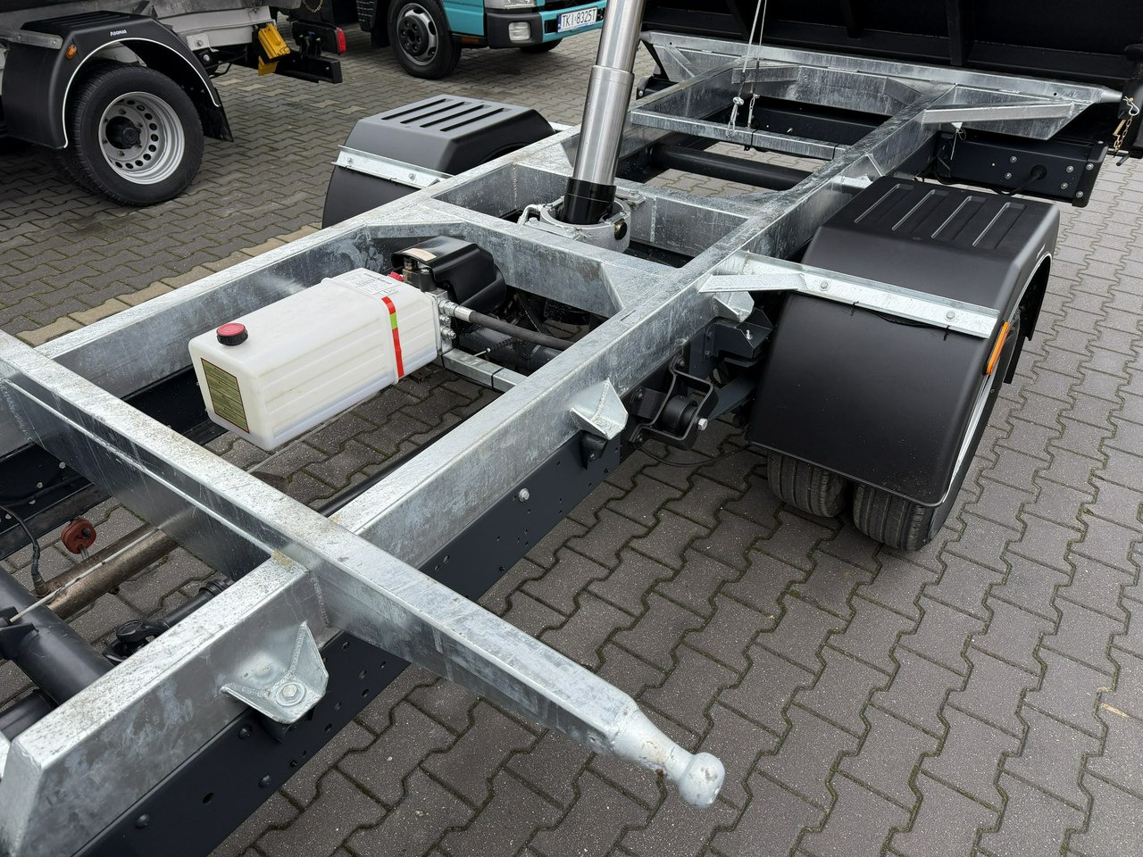 Iveco Daily 35C16 V - Mažas savivartis: foto 4 Iveco Daily 35C16 V - Mažas savivartis: foto 4