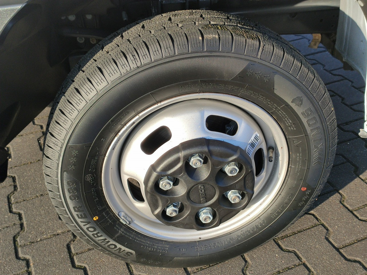 Mažas savivartis Iveco Daily 35C16 V: foto 22
