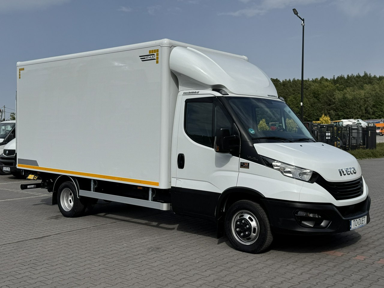 Iveco Daily 35C16 V - Furgonas su krovinių dėže: foto 2 Iveco Daily 35C16 V - Furgonas su krovinių dėže: foto 2