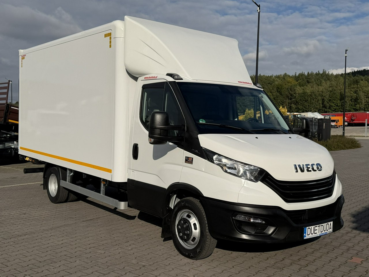 Iveco Daily 35C16 V - Furgonas su krovinių dėže: foto 4 Iveco Daily 35C16 V - Furgonas su krovinių dėže: foto 4