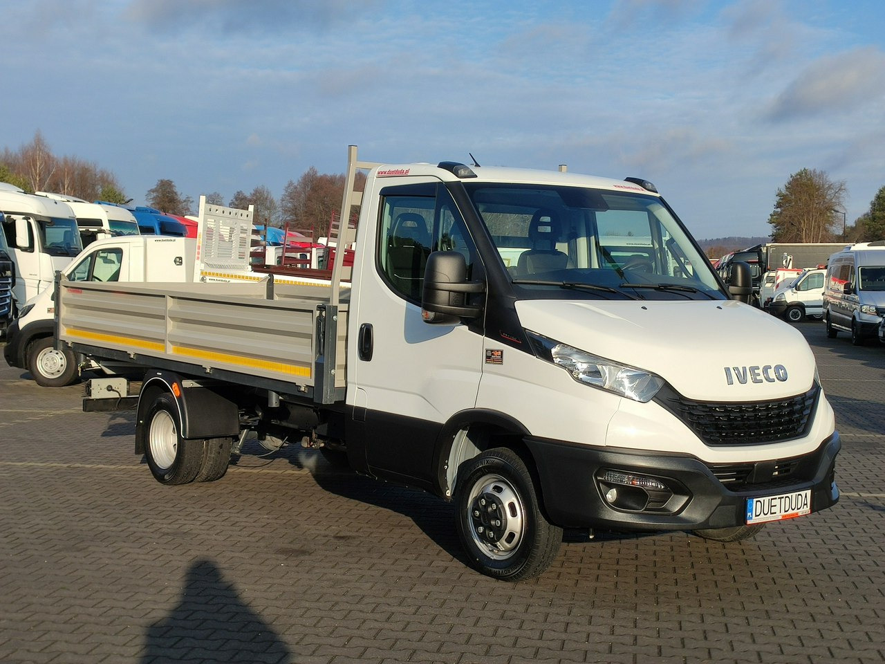 Mažas savivartis Iveco Daily 35C16 V: foto 26