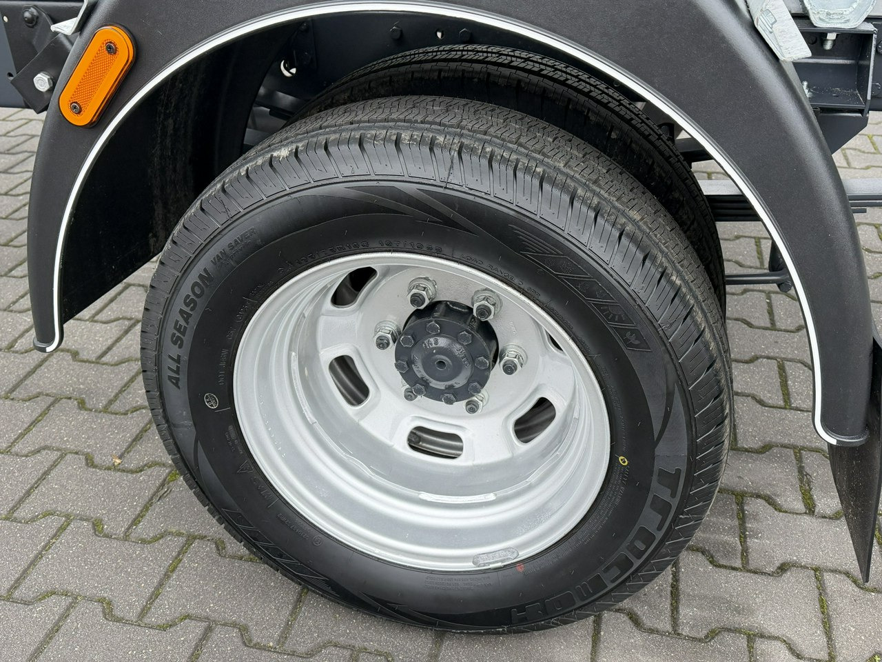 Iveco Daily 35C16 V - Mažas savivartis: foto 5 Iveco Daily 35C16 V - Mažas savivartis: foto 5