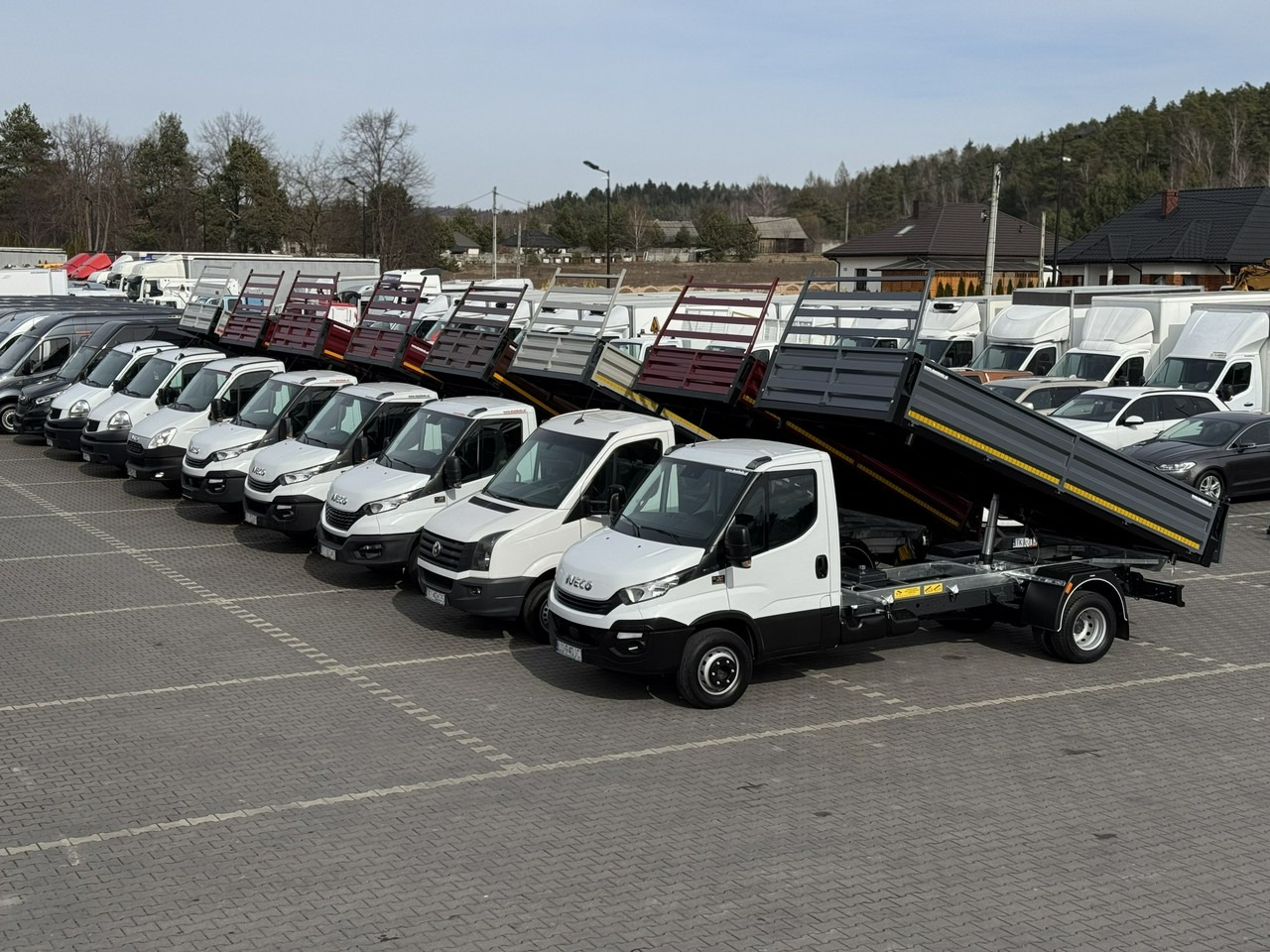 Iveco Daily 35C16 V - Mažas savivartis: foto 2 Iveco Daily 35C16 V - Mažas savivartis: foto 2
