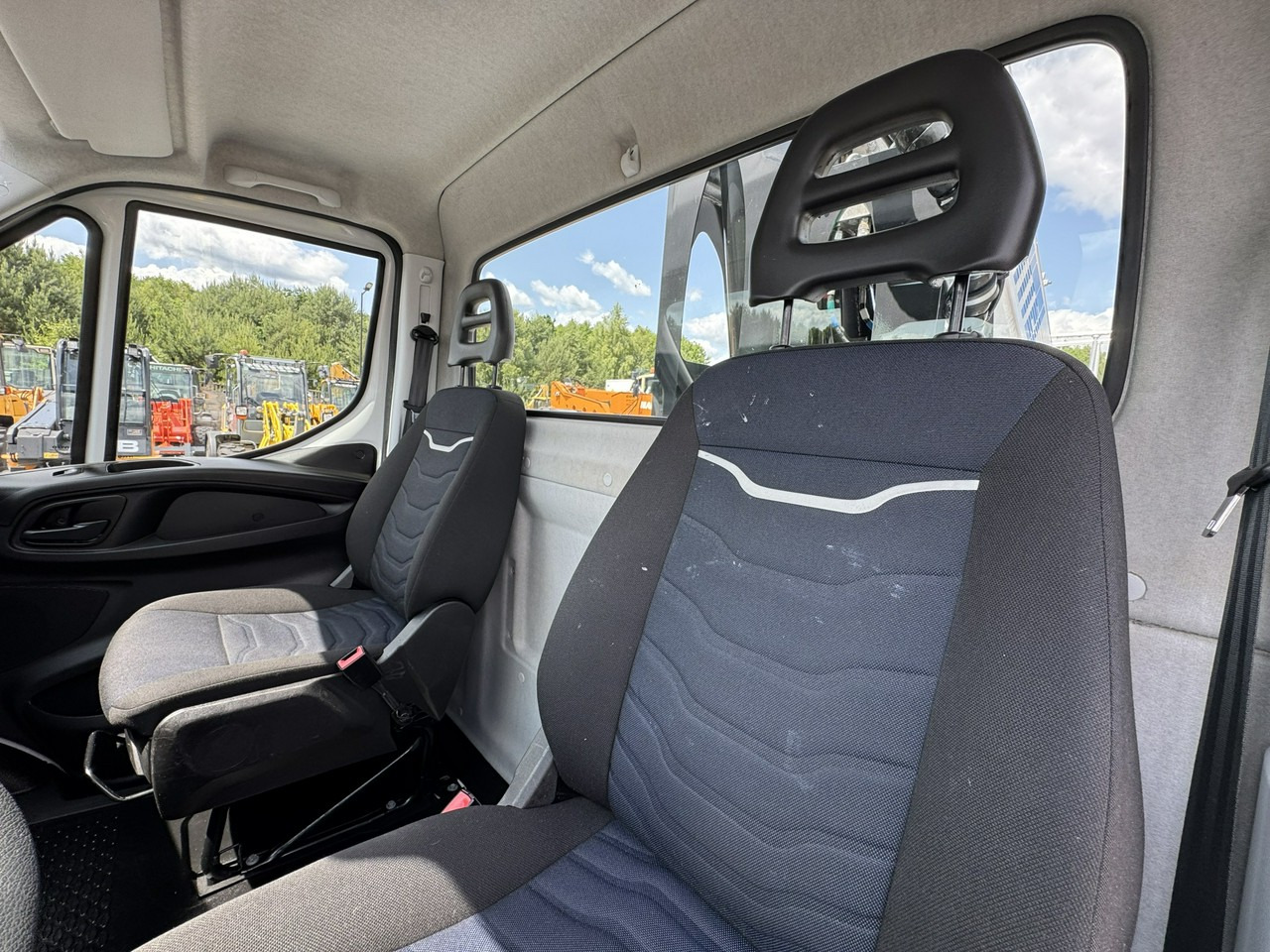 Autobokštelio Iveco Daily 35S14: foto 29