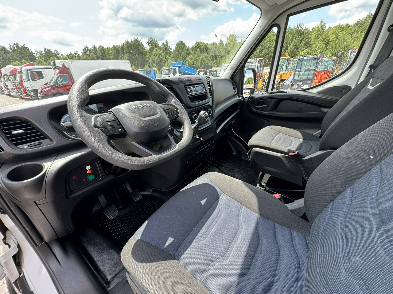Autobokštelio Iveco Daily 35S14: foto 26