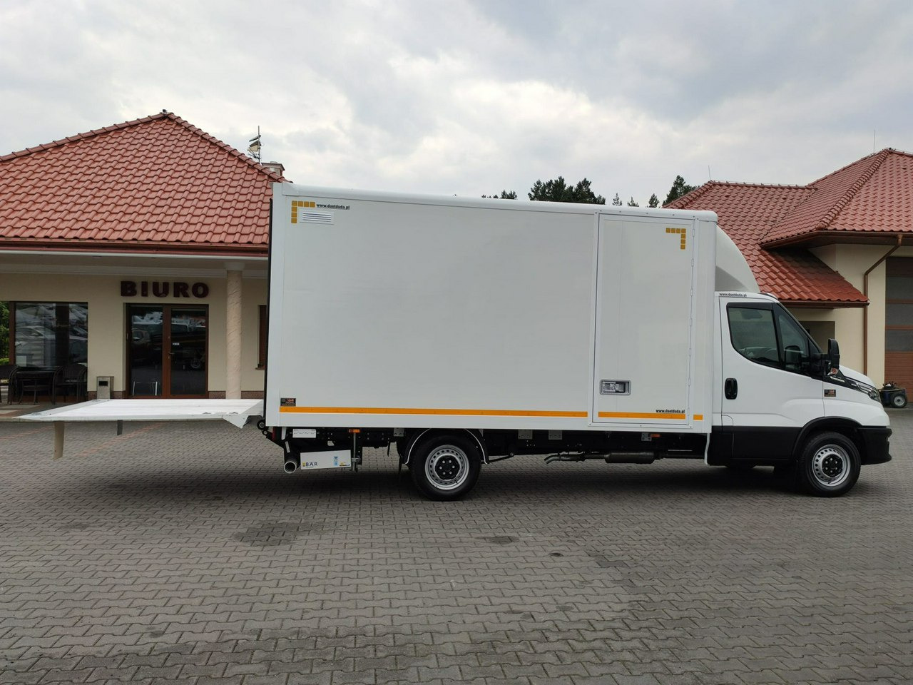 Iveco Daily 35S16S V - Furgonas su krovinių dėže: foto 1 Iveco Daily 35S16S V - Furgonas su krovinių dėže: foto 1