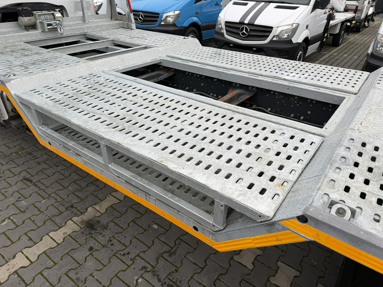 Iveco EUROCARGO 120E25 E6 Laweta Zagłebiana Platforma Pomoc Drogowa - Evakuatorius: foto 4 Iveco EUROCARGO 120E25 E6 Laweta Zagłebiana Platforma Pomoc Drogowa - Evakuatorius: foto 4