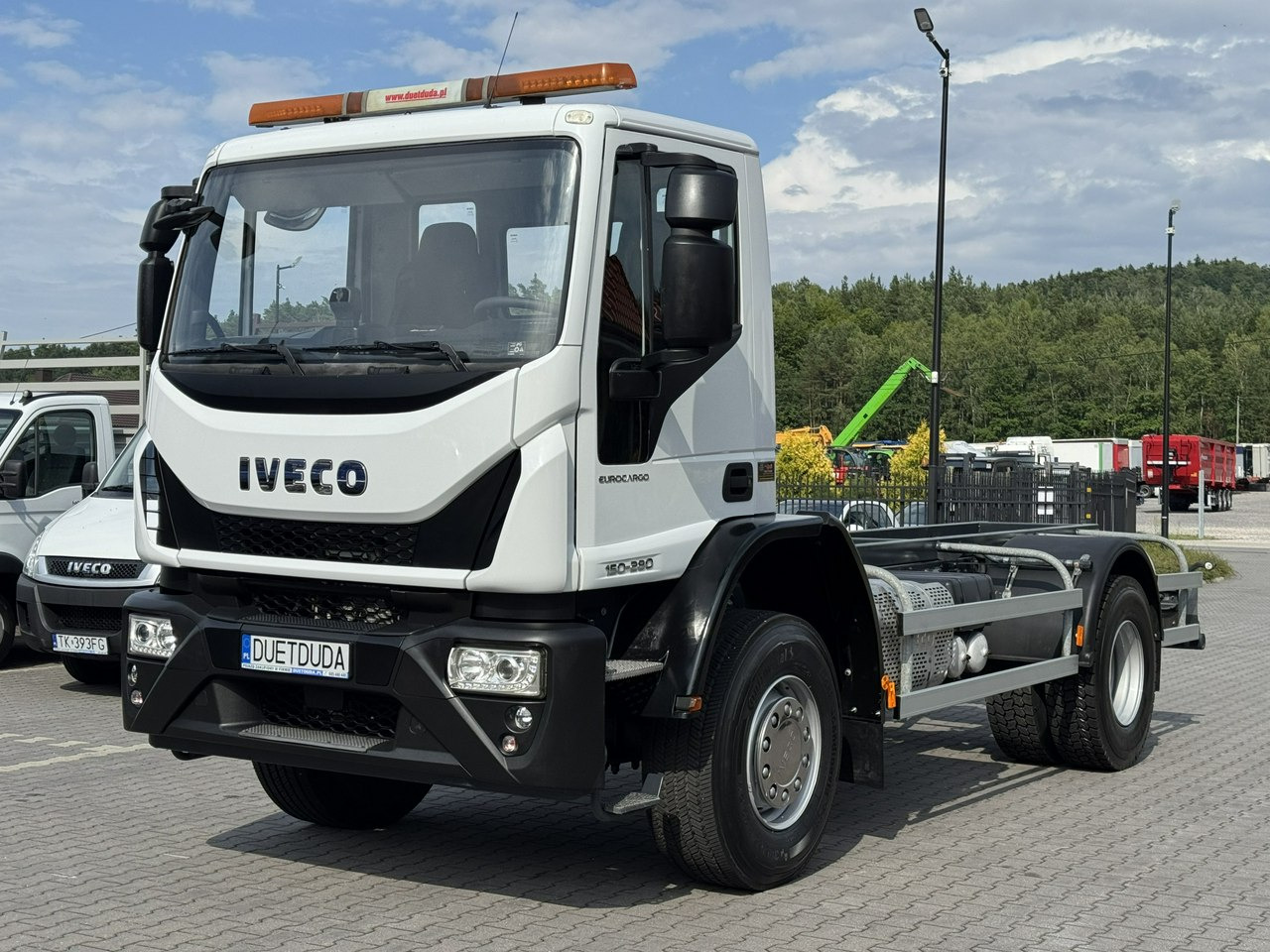Iveco Eurocargo 150-280 Rama 550cm Napęd 4x4 Reduktor + Blokady - Važiuoklės sunkvežimis: foto 3 Iveco Eurocargo 150-280 Rama 550cm Napęd 4x4 Reduktor + Blokady - Važiuoklės sunkvežimis: foto 3