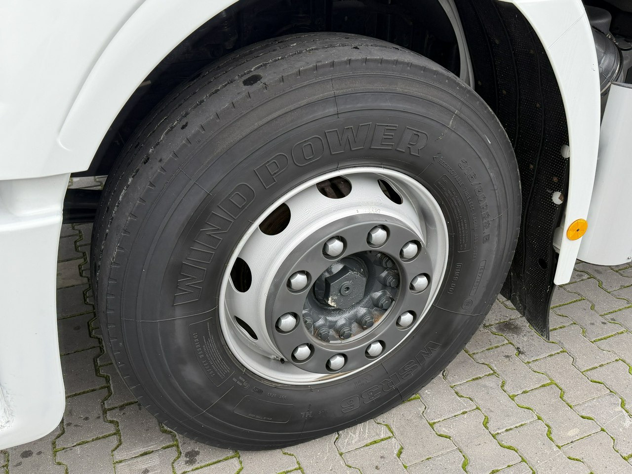 Iveco STRALIS 260S40 E6 Chłodnia Mroźnia Agregat THERMO KING T-1000R - Refrižeratorius sunkvežimis: foto 3 Iveco STRALIS 260S40 E6 Chłodnia Mroźnia Agregat THERMO KING T-1000R - Refrižeratorius sunkvežimis: foto 3