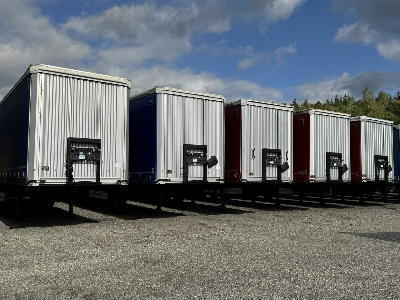 Kassbohrer Maxima XS Standard Super Stan !!! - Tentinė puspriekabė: foto 2 Kassbohrer Maxima XS Standard Super Stan !!! - Tentinė puspriekabė: foto 2