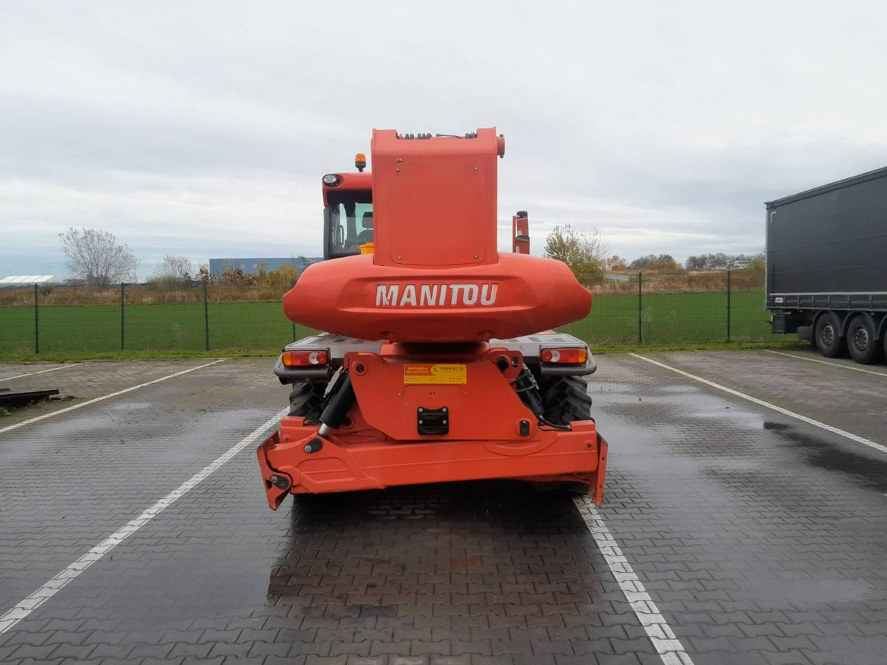 Manitou MRT 2470 +PRIVILEGE ST4 S1 ROTO Ładowarka Teleskopowa - Kita technika: foto 5 Manitou MRT 2470 +PRIVILEGE ST4 S1 ROTO Ładowarka Teleskopowa - Kita technika: foto 5