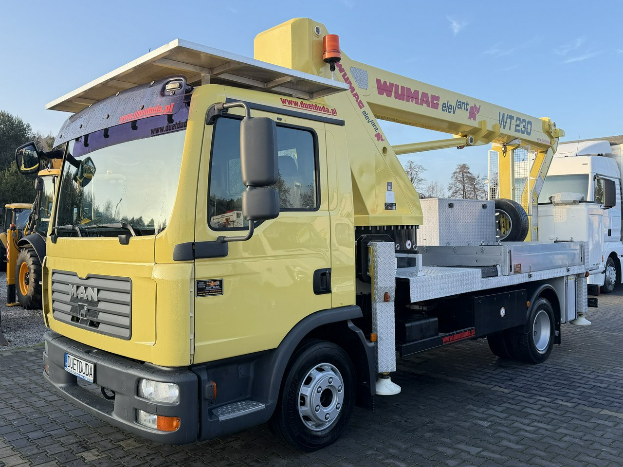 MAN TGL 8.210 Zwyżka WUMAG WT 230 23m w bok 18m podnośnik - Autobokštelio: foto 4 MAN TGL 8.210 Zwyżka WUMAG WT 230 23m w bok 18m podnośnik - Autobokštelio: foto 4