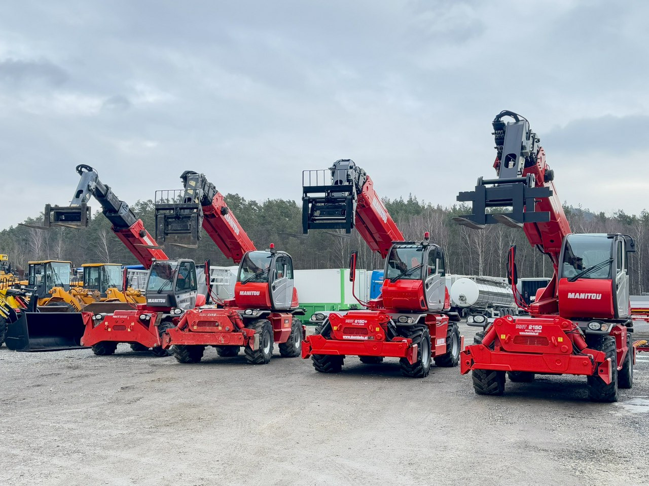 Manitou MRT 1840 ROTO Turbo Ładowarka Teleskopowa Obrotowa 1850 - Teleskopinis krautuvas: foto 2 Manitou MRT 1840 ROTO Turbo Ładowarka Teleskopowa Obrotowa 1850 - Teleskopinis krautuvas: foto 2