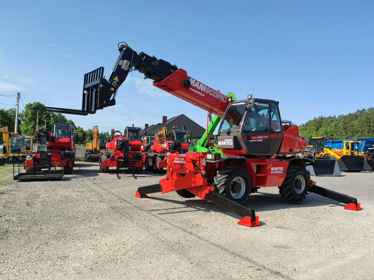 Manitou MRT 2150 ROTO Ładowarka Teleskopowa Obrotowa 2550 1850 1840 - Teleskopinis krautuvas: foto 1 Manitou MRT 2150 ROTO Ładowarka Teleskopowa Obrotowa 2550 1850 1840 - Teleskopinis krautuvas: foto 1