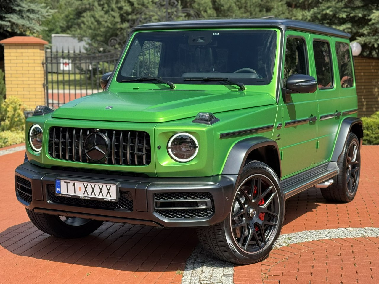 Mercedes G 63 AMG - Visureigis: foto 2 Mercedes G 63 AMG - Visureigis: foto 2