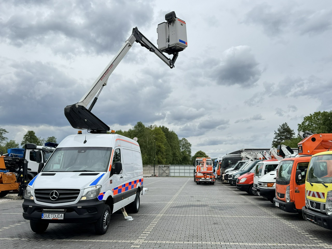Mercedes Sprinter Zwyżka Podnośnik Koszowy KLUBB K42P UDT WUMAG GSR - Autobokštelio: foto 4 Mercedes Sprinter Zwyżka Podnośnik Koszowy KLUBB K42P UDT WUMAG GSR - Autobokštelio: foto 4