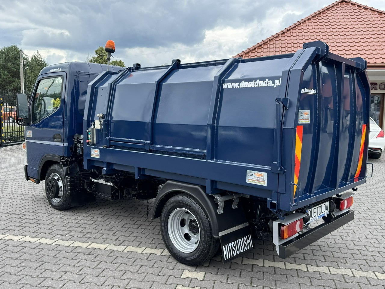 Šiukšliavežis Mitsubishi Canter: foto 8