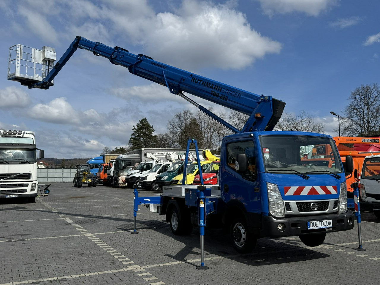 Nissan Cabstar - Autobokštelio: foto 4 Nissan Cabstar - Autobokštelio: foto 4