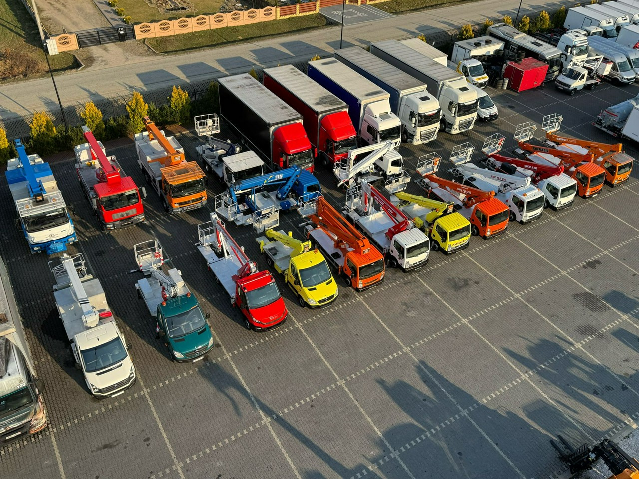 Nissan Cabstar - Autobokštelio: foto 5 Nissan Cabstar - Autobokštelio: foto 5