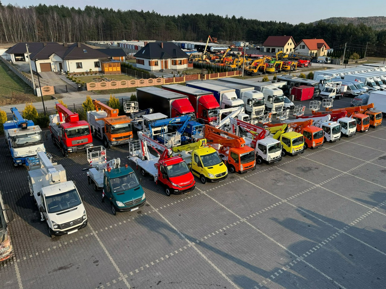 Nissan Cabstar - Autobokštelio: foto 3 Nissan Cabstar - Autobokštelio: foto 3