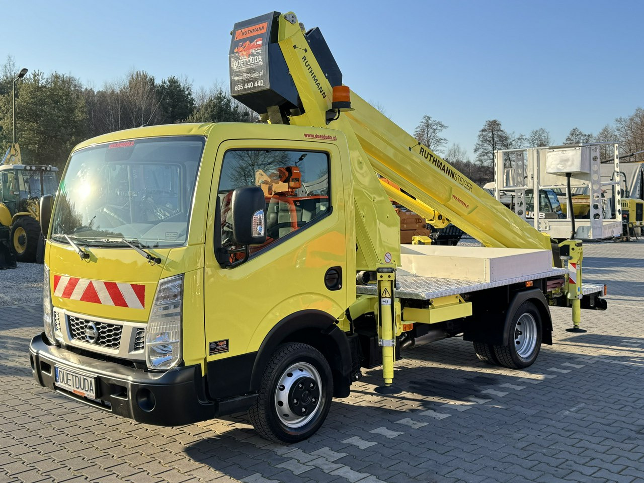 Nissan Cabstar - Autobokštelio: foto 4 Nissan Cabstar - Autobokštelio: foto 4