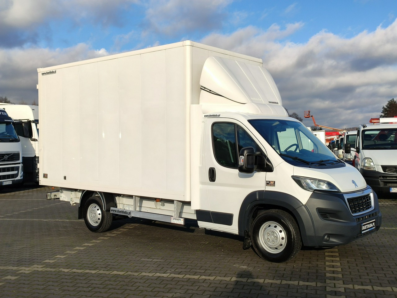 Peugeot Boxer - Furgonas su krovinių dėže: foto 1 Peugeot Boxer - Furgonas su krovinių dėže: foto 1
