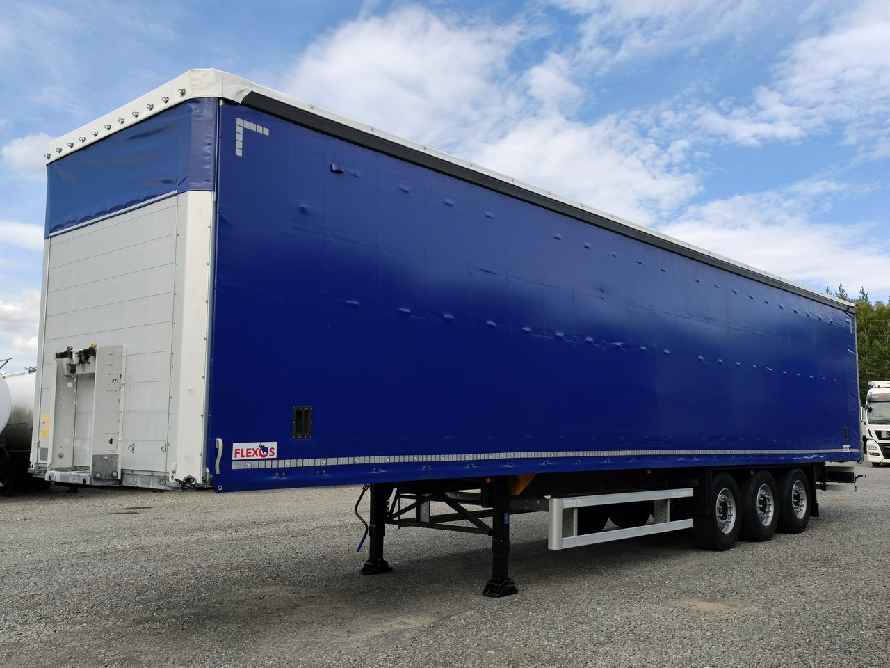 Schmitz Cargobull Firana Szybki Załadunek Idealna Do Piwa Wody ITP... - Tentinė puspriekabė: foto 1 Schmitz Cargobull Firana Szybki Załadunek Idealna Do Piwa Wody ITP... - Tentinė puspriekabė: foto 1