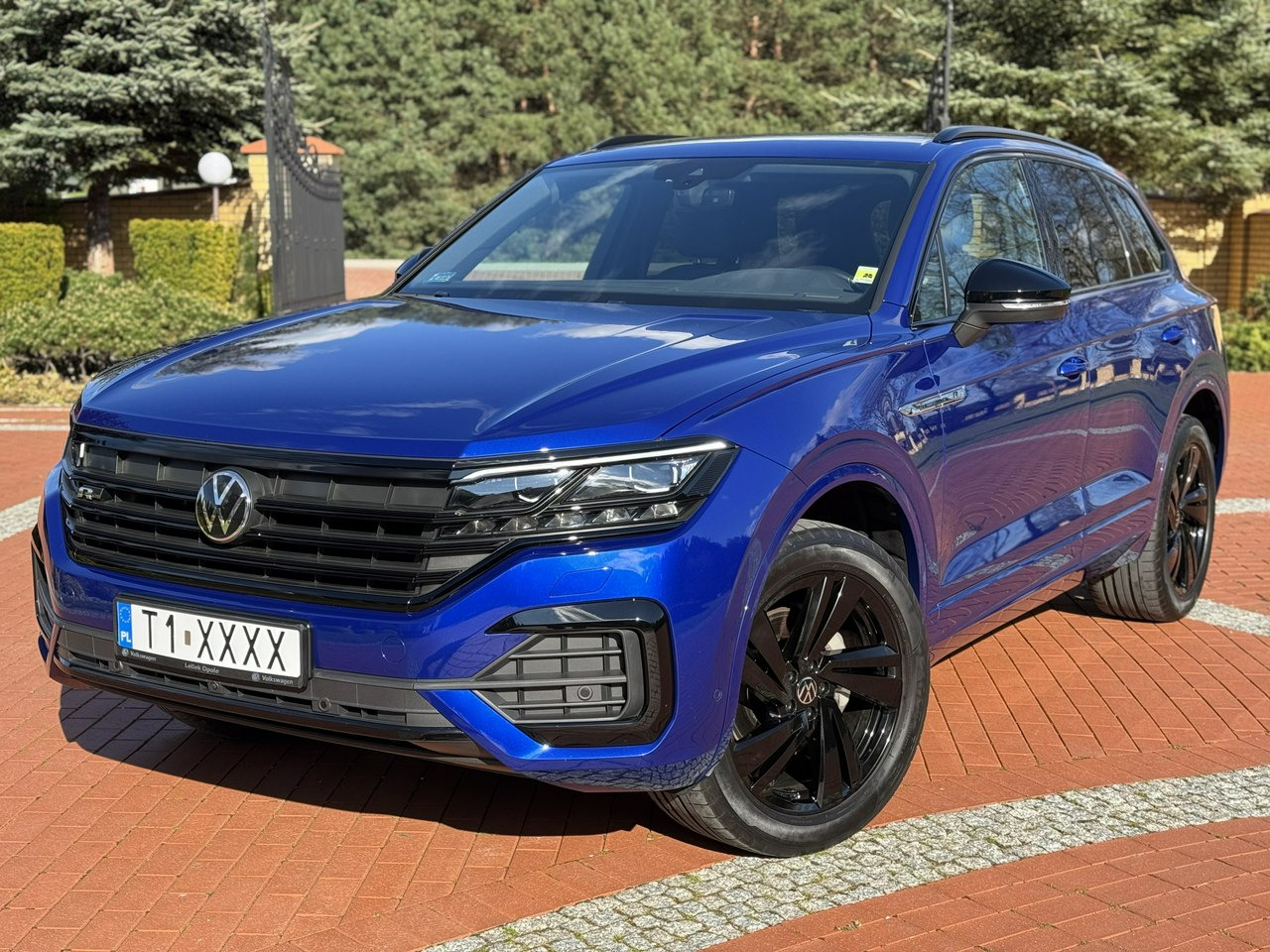 Volkswagen Touareg - Visureigis: foto 5 Volkswagen Touareg - Visureigis: foto 5