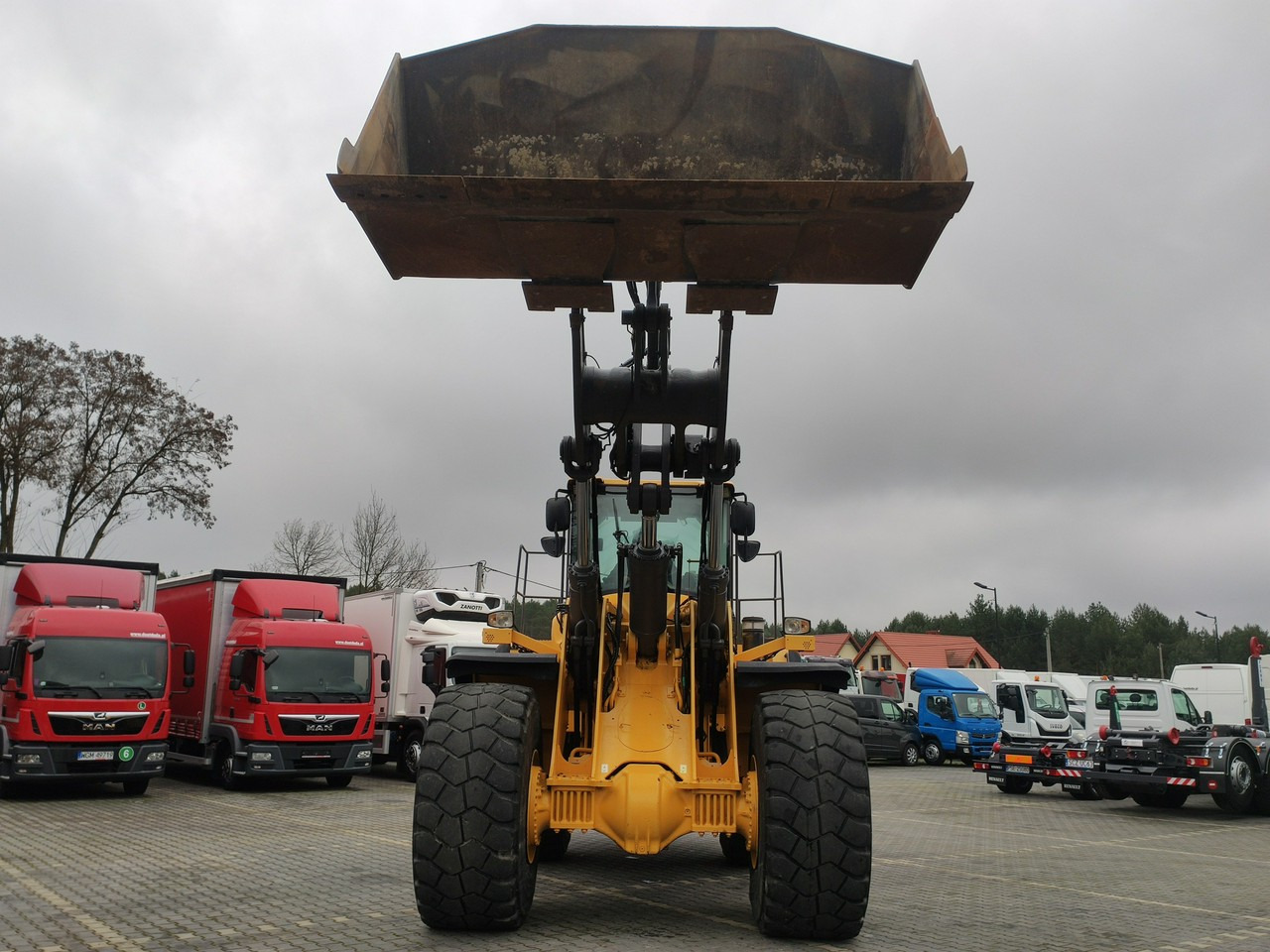 Volvo L 220G - Ratinis krautuvas: foto 4 Volvo L 220G - Ratinis krautuvas: foto 4