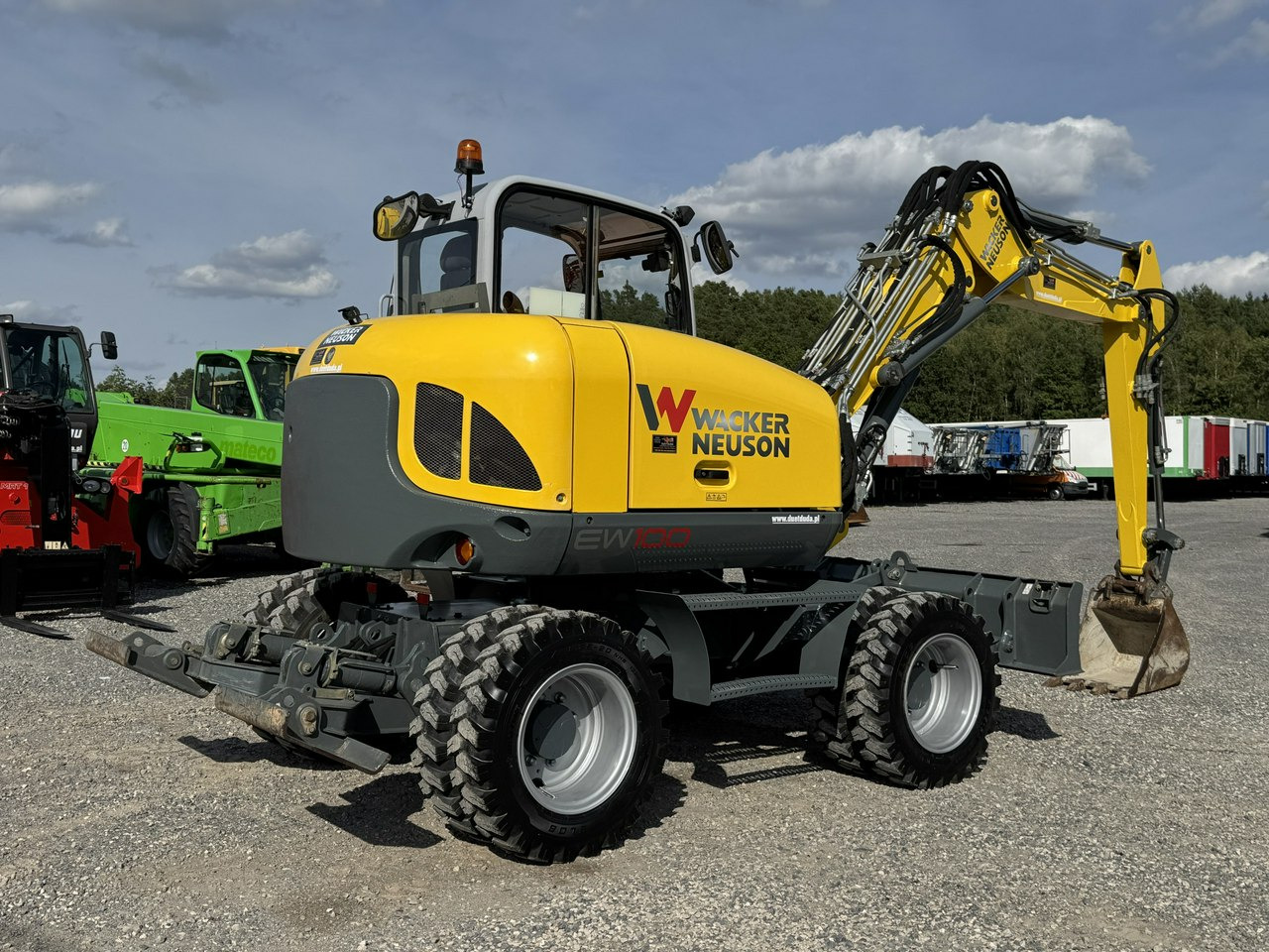 Wacker Neuson EW100 Pług + Podpory 10 ton Szybkozłącze Klimatyzacja - Ratinis ekskavatorius: foto 2 Wacker Neuson EW100 Pług + Podpory 10 ton Szybkozłącze Klimatyzacja - Ratinis ekskavatorius: foto 2