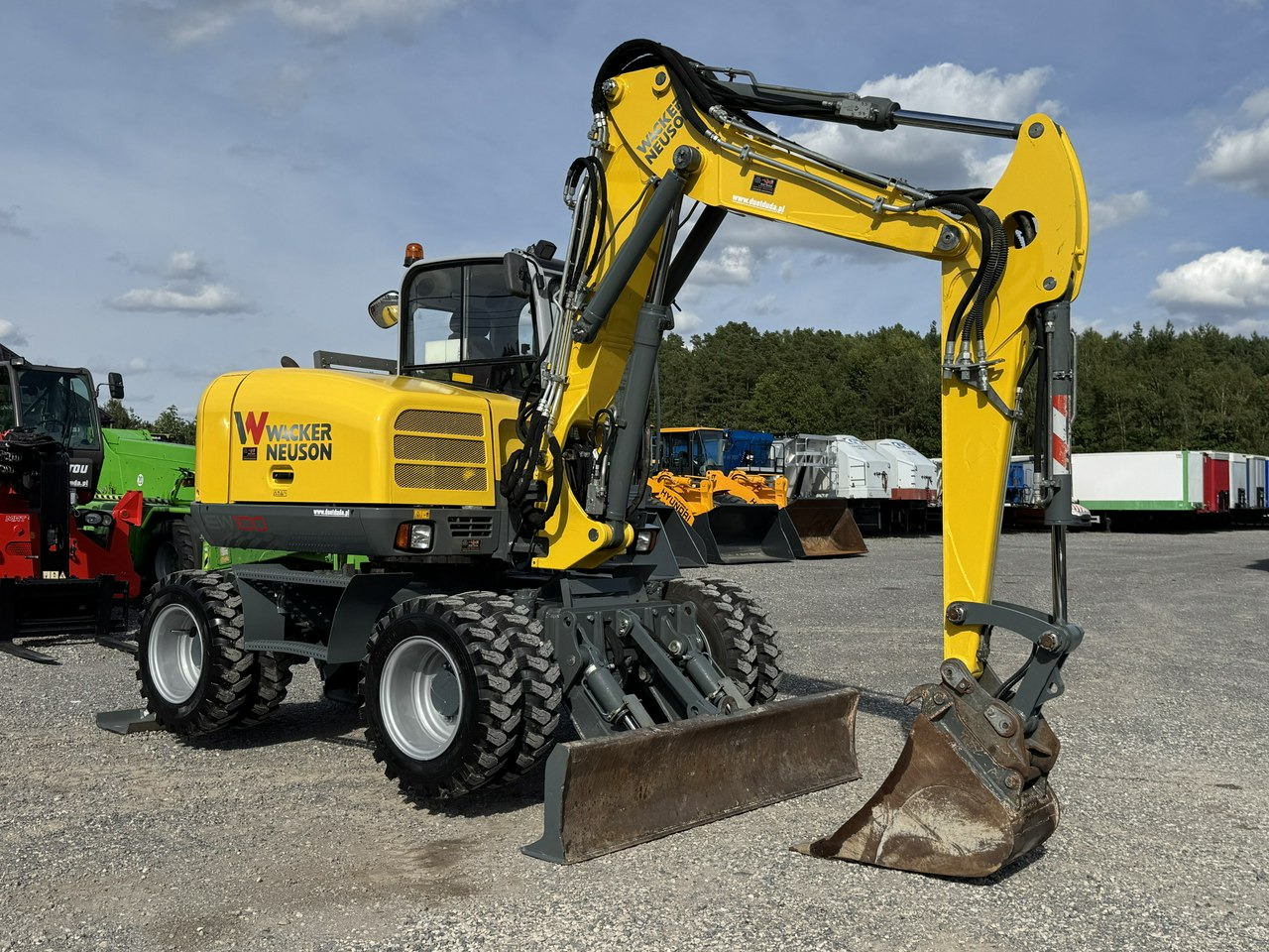 Wacker Neuson EW100 Pług + Podpory 10 ton Szybkozłącze Klimatyzacja - Ratinis ekskavatorius: foto 5 Wacker Neuson EW100 Pług + Podpory 10 ton Szybkozłącze Klimatyzacja - Ratinis ekskavatorius: foto 5