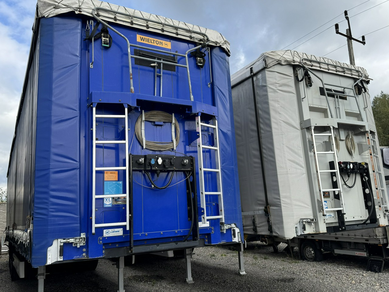 Wielton Standard na osiach SAF LIBNER DO PALET, ZRĄBKI, TROCIN - Tentinė puspriekabė: foto 2 Wielton Standard na osiach SAF LIBNER DO PALET, ZRĄBKI, TROCIN - Tentinė puspriekabė: foto 2